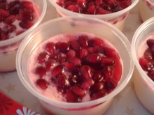 Mousse com Calda de Romã