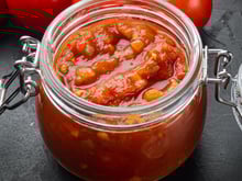 Pare de estragar o molho de tomate com esses truques de como guardá-lo do jeito certo