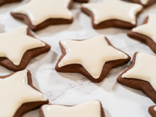 Glacê real perfeito: aprenda a receita que deixa seus biscoitos incríveis em poucos passos
