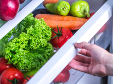 Mantenha a ALFACE FRESCA POR MAIS DE UM MÊS com o truque genial dessa mulher!