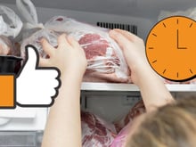 Esqueceu de descongelar a carne? TRUQUE PRECIOSO resolve o problema EM MENOS DE 15 MINUTOS