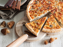 Torta salgada de creme de ricota e espinafre é a escolha perfeita para uma refeição rápida e deliciosa; veja como fazer