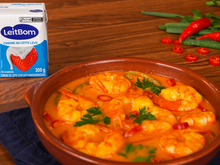 Moqueca de camarão maranhense saborosa com LeitBom