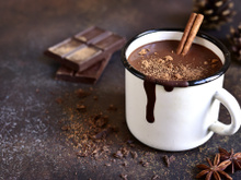 Receita de chocolate quente: aprenda 4 versões para se deliciar e espantar o frio