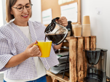 5 cafeteiras mais bem avaliadas na Amazon Brasil para te ajudar a escolher a sua