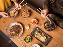 Banchan: O segredo da mesa coreana e a arte de compartilhar