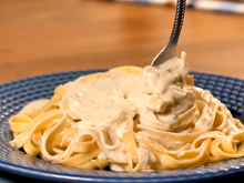 Sem glúten e sem grumos: troque a farinha de trigo por este ingrediente e faça um molho branco cremoso e liso como de restaurante