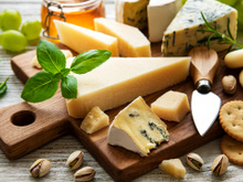 Adeus queijo prato: especialista revela os melhores queijos para turbinar a memória a longo prazo