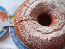 Fazer um bolo de beterraba com cenoura é muito simples e essa receita é uma perfeição nutritiva e deliciosa