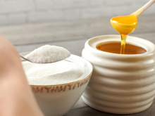 Sou nutricionista e garanto: "Nem açúcar, nem adoçantes, nem mel de supermercado, o adoçante mais saudável é..."