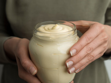 Não jogue no lixo! 5 dicas para reaproveitar o pote de maionese