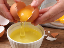 Novo estudo conclui se comer até 12 ovos por semana afeta o coração