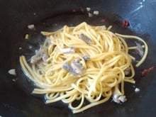 Spaghetti à la pangritata povera