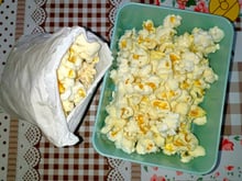 Pipoca no saco de pão: truque fácil que não usa óleo nem suja panela