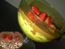 Pavê de morango com chocolate