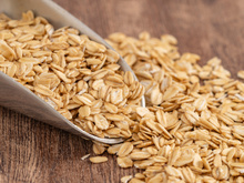 O grande golpe da aveia: como o ingrediente aclamado entre os saudáveis pode ser um inimigo oculto do intestino