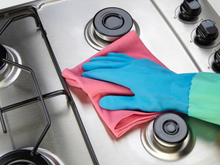 Poucos sabem, mas esse é o truque usado por chefs para deixar o fogão brilhando como se fosse novo