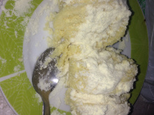 Bolo de caneca de chocolate branco