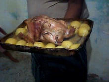 Frango assado com batatas