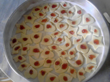 Biscoitos de leite condensado com geleia