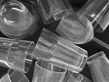 Como limpar copos turvos: aprendi truque simples com a Rainha da Limpeza e nunca mais bebi em um copo com aparência suja