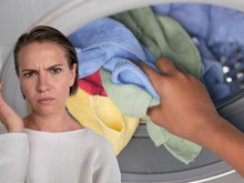 Finalmente descobri por que as minhas roupas não ficavam com cheiro de amaciante após a lavagem, era uma sucessão de erros…