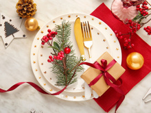 Mesa Natalina: 8 elementos para decorar e alegrar o ambiente das refeições