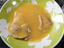 Sopa de batata salsa com bacon e ervilha