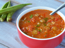 Odeio jiló, mas amei essa receita de sopa de legumes com esse ingrediente deixou tudo ainda melhor: o gosto forte dele deu um toque especial!