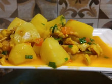 Delícia de bacalhau com batata de um jeito muito fácil de fazer: essa receita de bacalhoada vai te surpreender