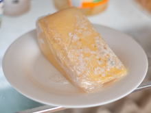 O erro que faz o queijo mofar mais rápido na geladeira: TudoGostoso explica como armazená-lo corretamente