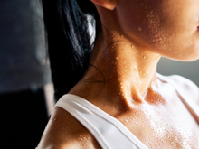 Nem todo suor é pelo calor: descubra alimentos que aumentam a nossa transpiração