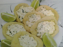 Esfiha aberta de queijo