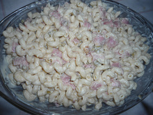 Macarrão ao molho branco com camarão