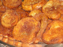 Rabanada tradicional de comer rezando e fácil de fazer: em 15 minutos tá pronta!