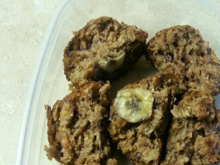 Bolo de banana com casca