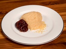 Brigadeiro de queijo com goiabada