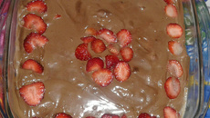 Cremoso de morango com chocolate