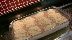 Pavê de biscoito de champagne (nozes com brigadeiro)