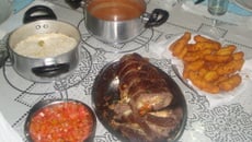 Filé recheado com mandioca, queijo e cenoura