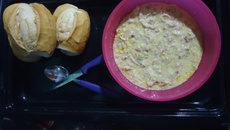 Molho de frango para comer com pão