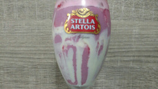 Caipira de vinho com morango