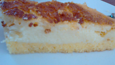 Bolo de fubá cremoso