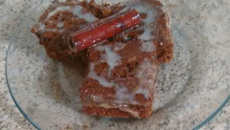 Bolo de chocolate com canela