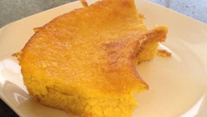 Bolo de milho cremoso