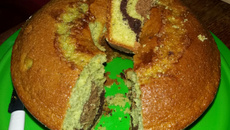 Bolo de ora-pro-nóbis