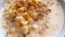 Canjica branca cremosa (Mungunzá)