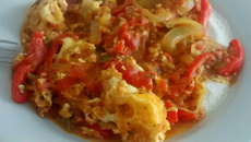Moqueca de ovo com sardinha