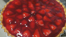 Torta de morango da padaria