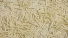 Estrogonofe de frango desfiado